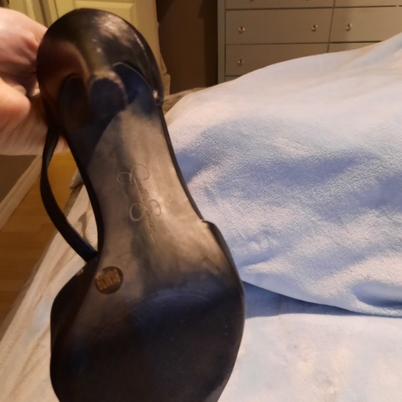 Jessica Simpson's Mary Janes - Picture 3 of 5